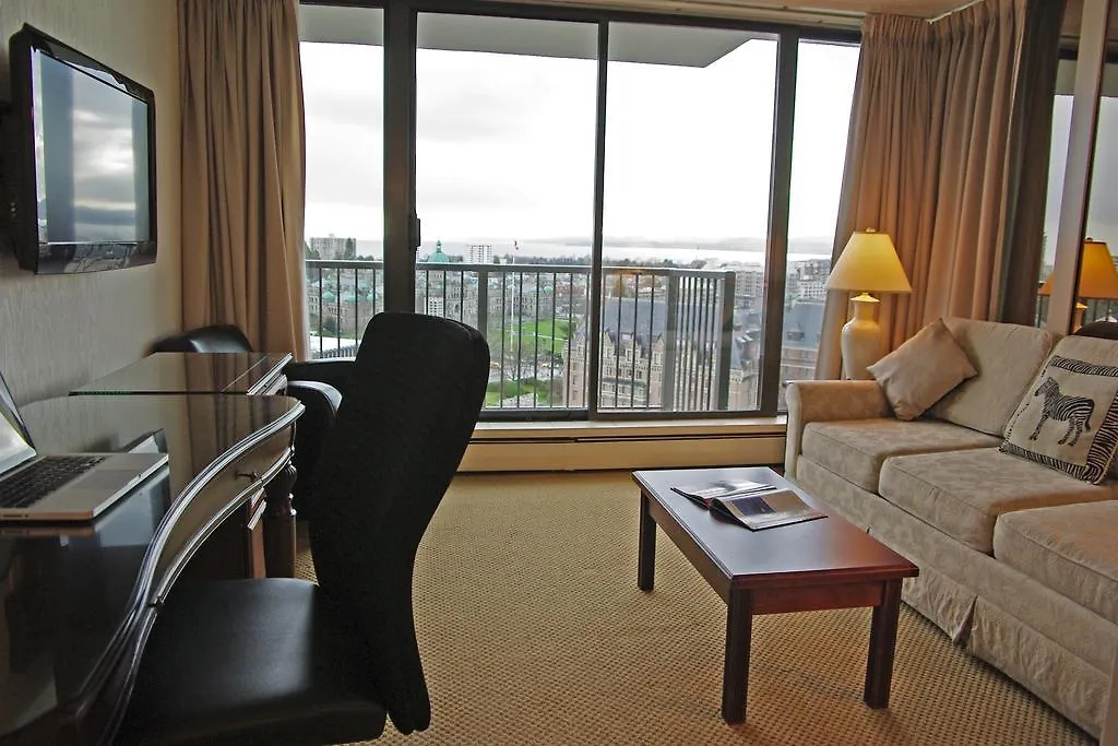 Doubletree By Hilton Hotel & Suites Victoria